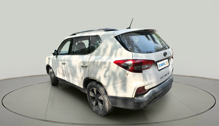 2018 Mahindra ALTURAS G4 4WD AT, Diesel, Automatic, 1,28,589 km, exterior