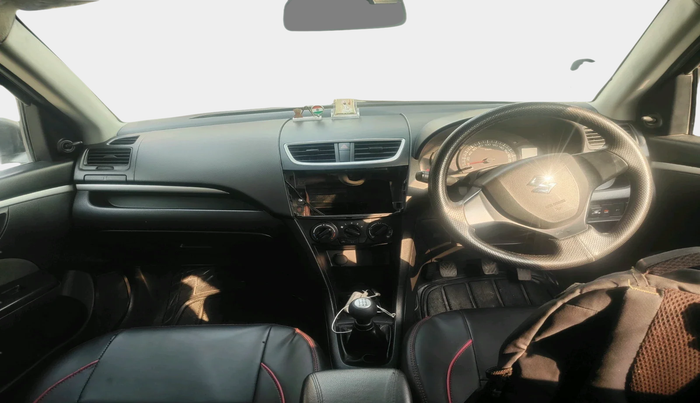 2017 Maruti Swift LXI (O), CNG, Manual, 1,03,631 km, interior