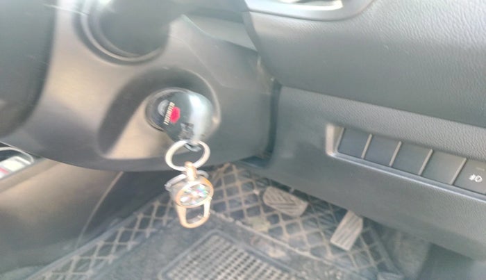 2019 Maruti Swift VXI AMT, Petrol, Automatic, 62,107 km, interior