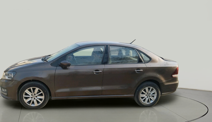 2016 Volkswagen Vento HIGHLINE PETROL AT, Petrol, Automatic, 2,14,898 km, exterior