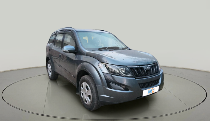 2016 Mahindra XUV500 W6, Diesel, Manual, 59,003 km, exterior