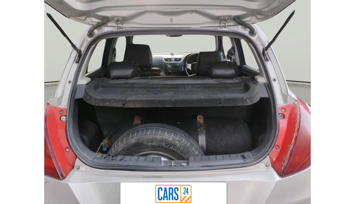 2013 Maruti Swift VXI, CNG, Manual, 1,34,332 km, exterior