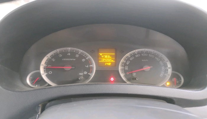 2013 Maruti Swift VXI, CNG, Manual, 1,34,332 km, interior