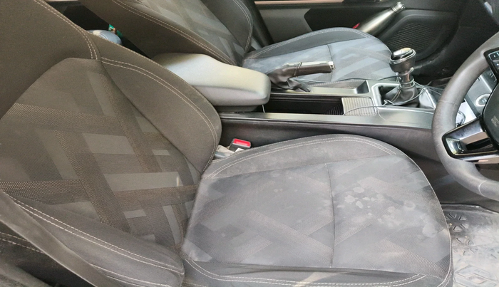 2021 Renault Kiger RXT MT, Petrol, Manual, 71,835 km, interior