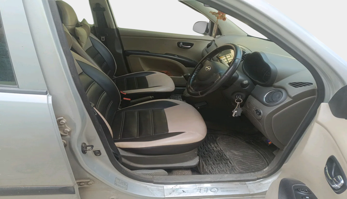 2012 Hyundai i10 MAGNA 1.1, Petrol, Manual, 1,10,220 km, interior