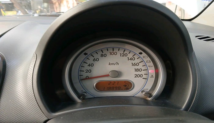 2011 Maruti Ritz LXI, Petrol, Manual, 1,18,898 km, interior