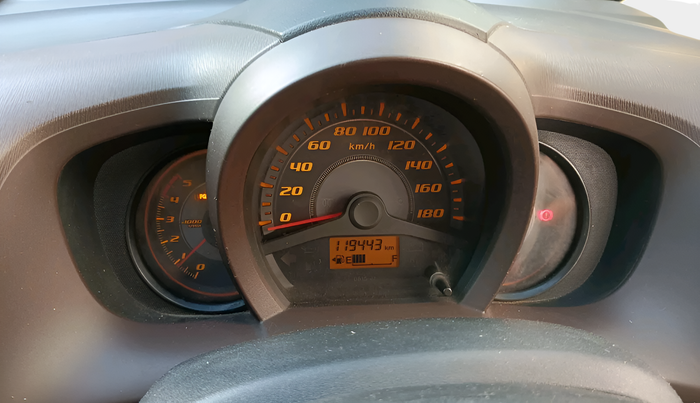 2013 Honda Amaze 1.5L I-DTEC S, Diesel, Manual, 1,19,443 km, interior