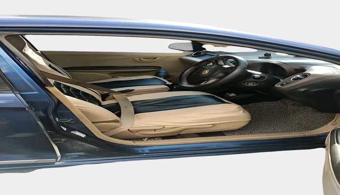 2013 Honda Amaze 1.5L I-DTEC S, Diesel, Manual, 1,19,443 km, interior