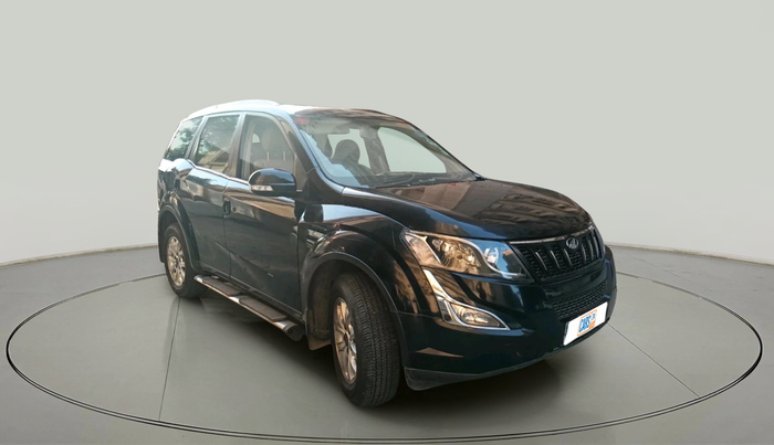 2017 Mahindra XUV500 W10 AT, Diesel, Automatic, 57,879 km, exterior