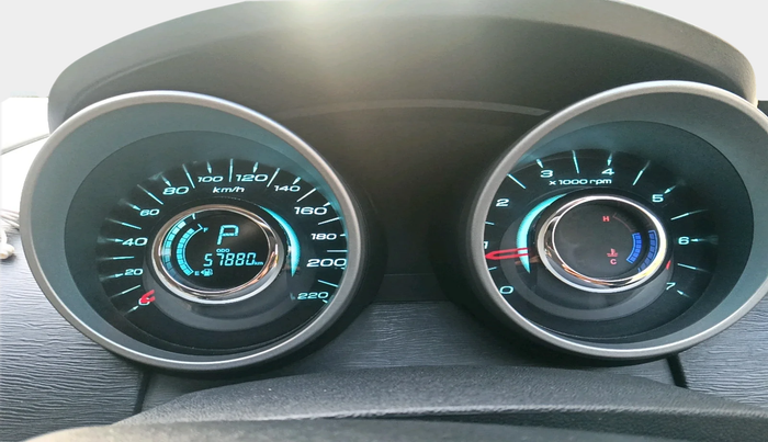 2017 Mahindra XUV500 W10 AT, Diesel, Automatic, 57,879 km, interior