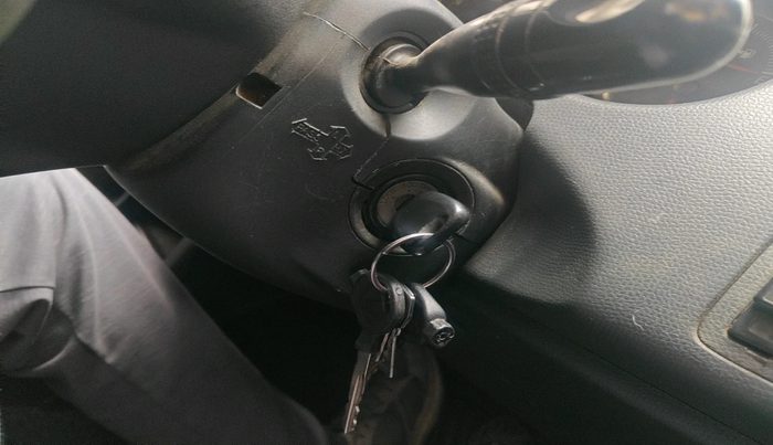 2011 Maruti Swift VXI, Petrol, Manual, 97,082 km, interior