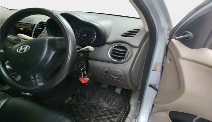 2011 Hyundai i10 MAGNA 1.1, Petrol, Manual, 39,513 km, interior