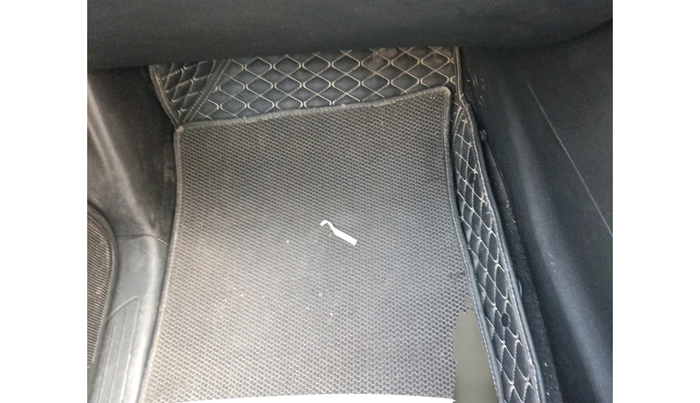 2024 Mahindra XUV700 AX 5 P MT 5 STR, Petrol, Manual, 28,597 km, interior