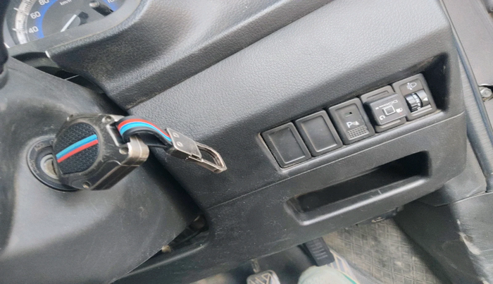 2018 Maruti Baleno DELTA PETROL 1.2, CNG, Manual, 1,00,347 km, interior