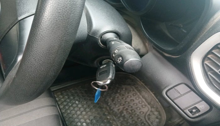 2019 Hyundai VENUE S 1.0 TURBO MT, Petrol, Manual, 27,648 km, interior