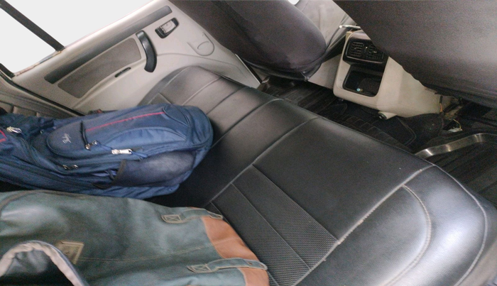 2016 Mahindra Scorpio S6 PLUS 1.99, Diesel, Manual, 97,031 km, interior