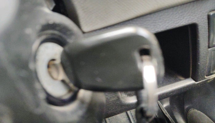 2013 Maruti Wagon R 1.0 LXI CNG, CNG, Manual, 3,19,288 km, interior