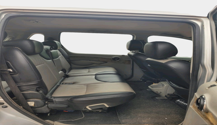 2016 Mahindra NUVOSPORT N8, Diesel, Manual, 1,53,990 km, interior