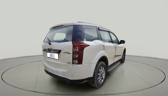 2017 Mahindra XUV500 W10 1.99, Diesel, Manual, 70,513 km, exterior