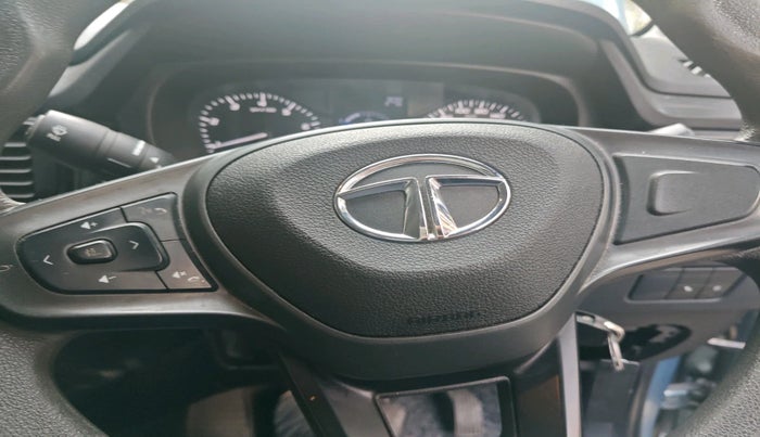 2021 Tata PUNCH ADVENTURE MT, Petrol, Manual, 42,046 km, interior