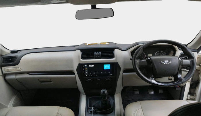 2017 Mahindra Scorpio S4 PLUS 1.99 INTELLI-HYBRID, Diesel, Manual, 96,766 km, interior