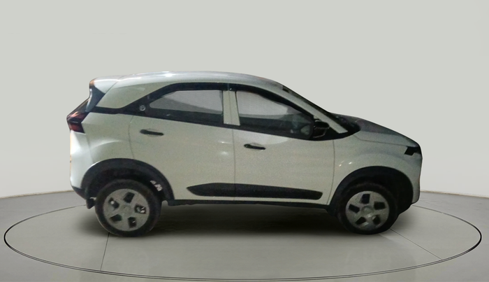 2024 Tata NEXON Smart Plus 1.2 Revotron 6 AMT, Petrol, Automatic, 6,088 km, exterior