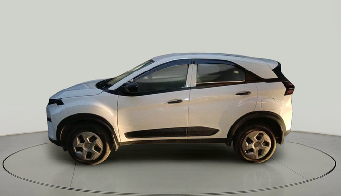 2024 Tata NEXON Smart Plus 1.2 Revotron 6 AMT, Petrol, Automatic, 6,088 km, exterior