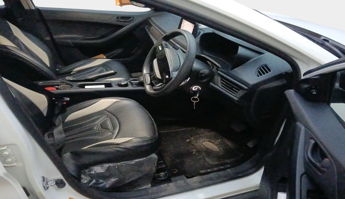 2024 Tata NEXON Smart Plus 1.2 Revotron 6 AMT, Petrol, Automatic, 6,088 km, interior