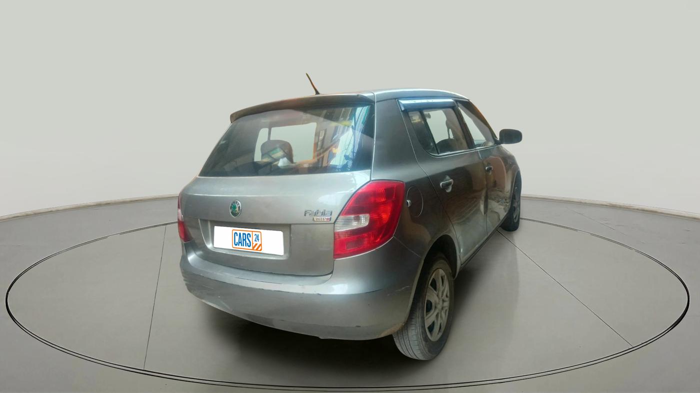 2011 Skoda Fabia AMBIENTE 1.2 MPI, Petrol, Manual, 58,474 km, exterior