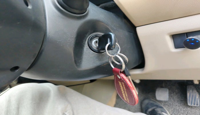 2019 Maruti Dzire LXI, CNG, Manual, 70,378 km, interior