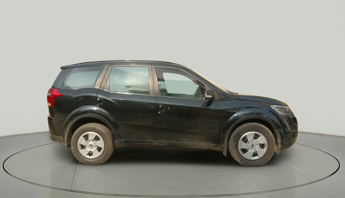 2021 Mahindra XUV500 W7, Diesel, Manual, 47,041 km, exterior