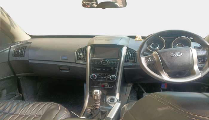 2021 Mahindra XUV500 W7, Diesel, Manual, 47,041 km, interior