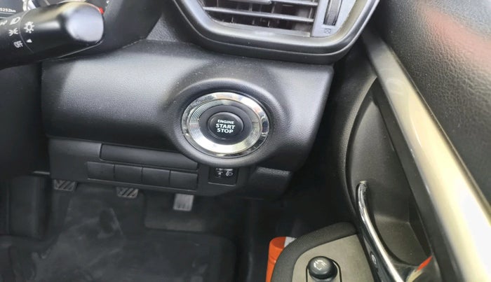 2023 Toyota URBAN CRUISER HYRYDER E NEO DRIVE, Petrol, Manual, 35,252 km, interior