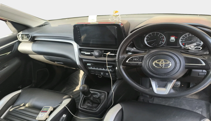 2023 Toyota URBAN CRUISER HYRYDER E NEO DRIVE, Petrol, Manual, 35,252 km, interior