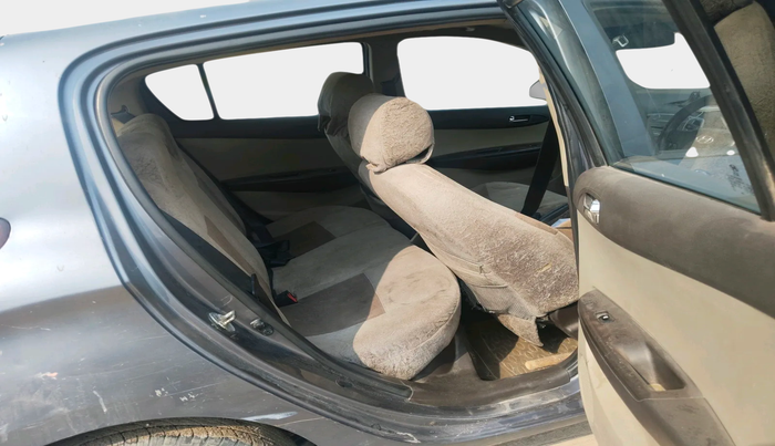 2011 Hyundai i20 MAGNA 1.2, Petrol, Manual, 1,01,235 km, interior