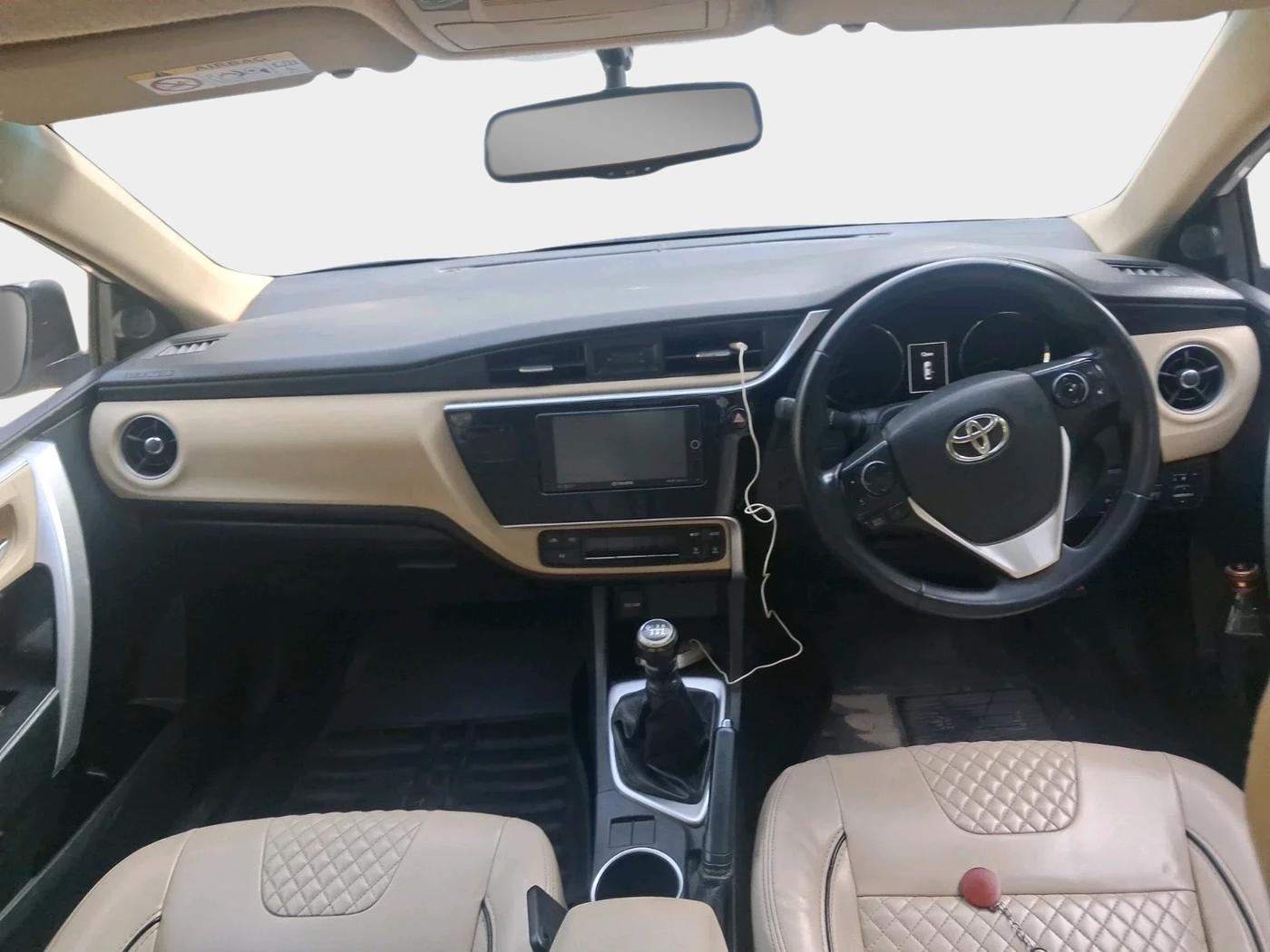 2018 Toyota Corolla Altis G PETROL, Petrol, Manual, 94,354 km, interior