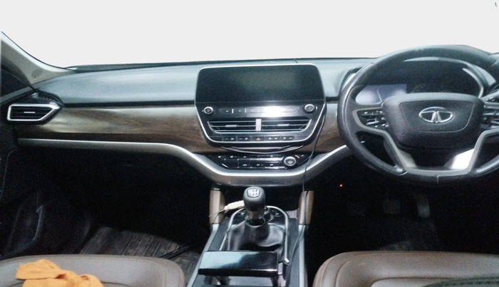 2019 Tata Harrier XZ 2.0L, Diesel, Manual, 1,08,025 km, interior
