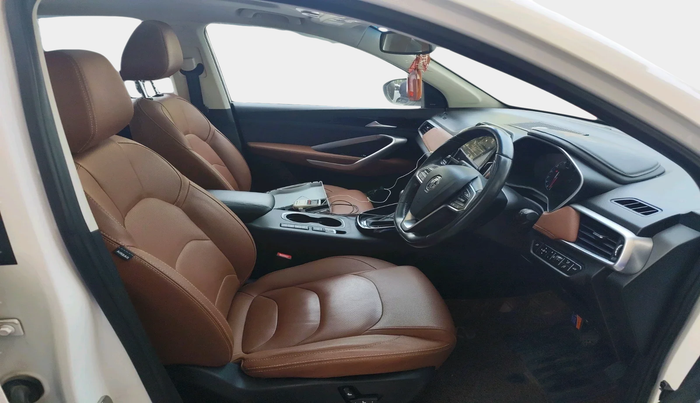 2020 MG HECTOR PLUS SHARP 1.5 PETROL TURBO DCT 6-STR, Petrol, Automatic, 24,495 km, interior