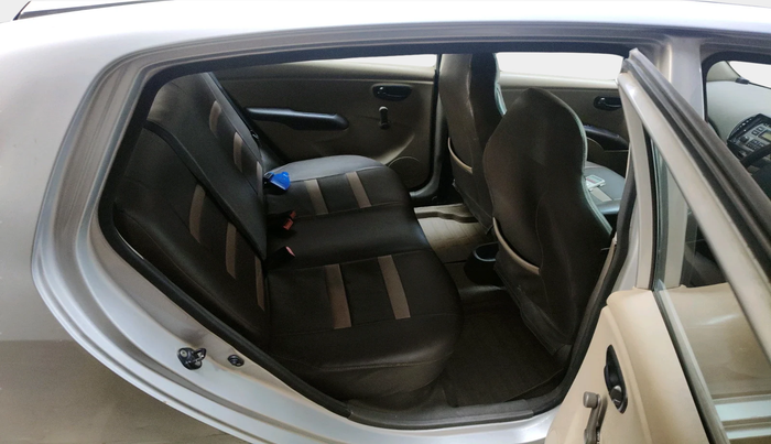 2011 Hyundai i10 ERA 1.1, Petrol, Manual, 1,28,322 km, interior