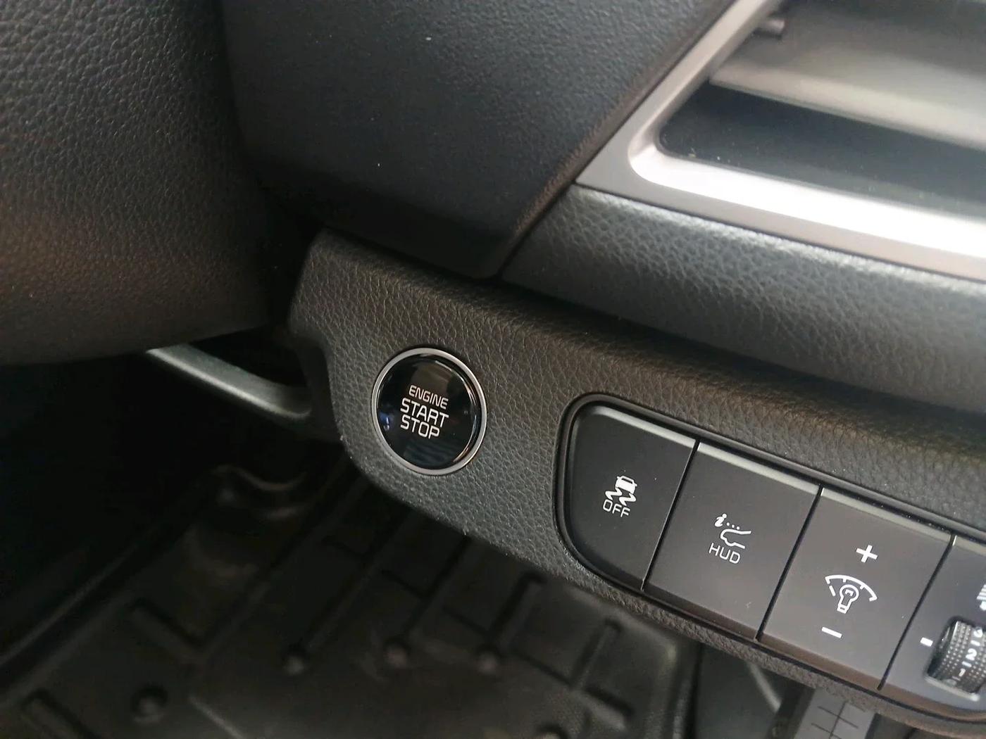 2022 KIA SELTOS GTX PLUS DCT 1.4 PETROL, Petrol, Automatic, 1,525 km, interior