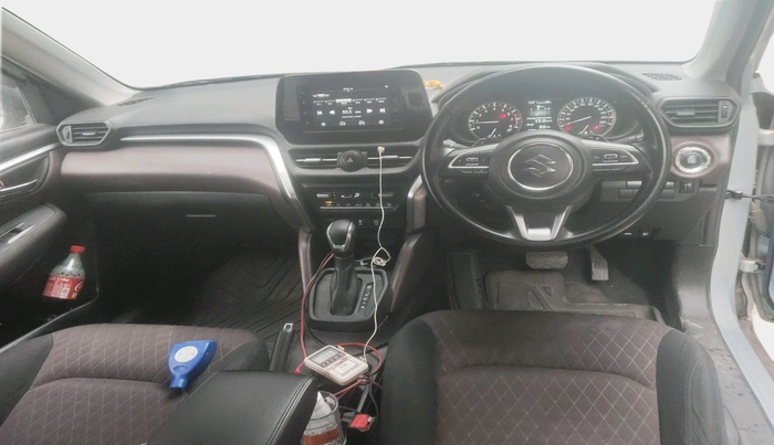 2023 Maruti Grand Vitara DELTA SMART HYBRID AT, Petrol, Automatic, 30,010 km, interior