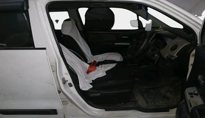 2013 Maruti Wagon R 1.0 LXI CNG, Petrol, Manual, 1,86,426 km, interior