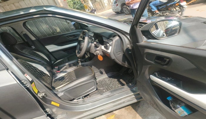 2024 Tata PUNCH PURE MT CNG, CNG, Manual, 30,597 km, interior