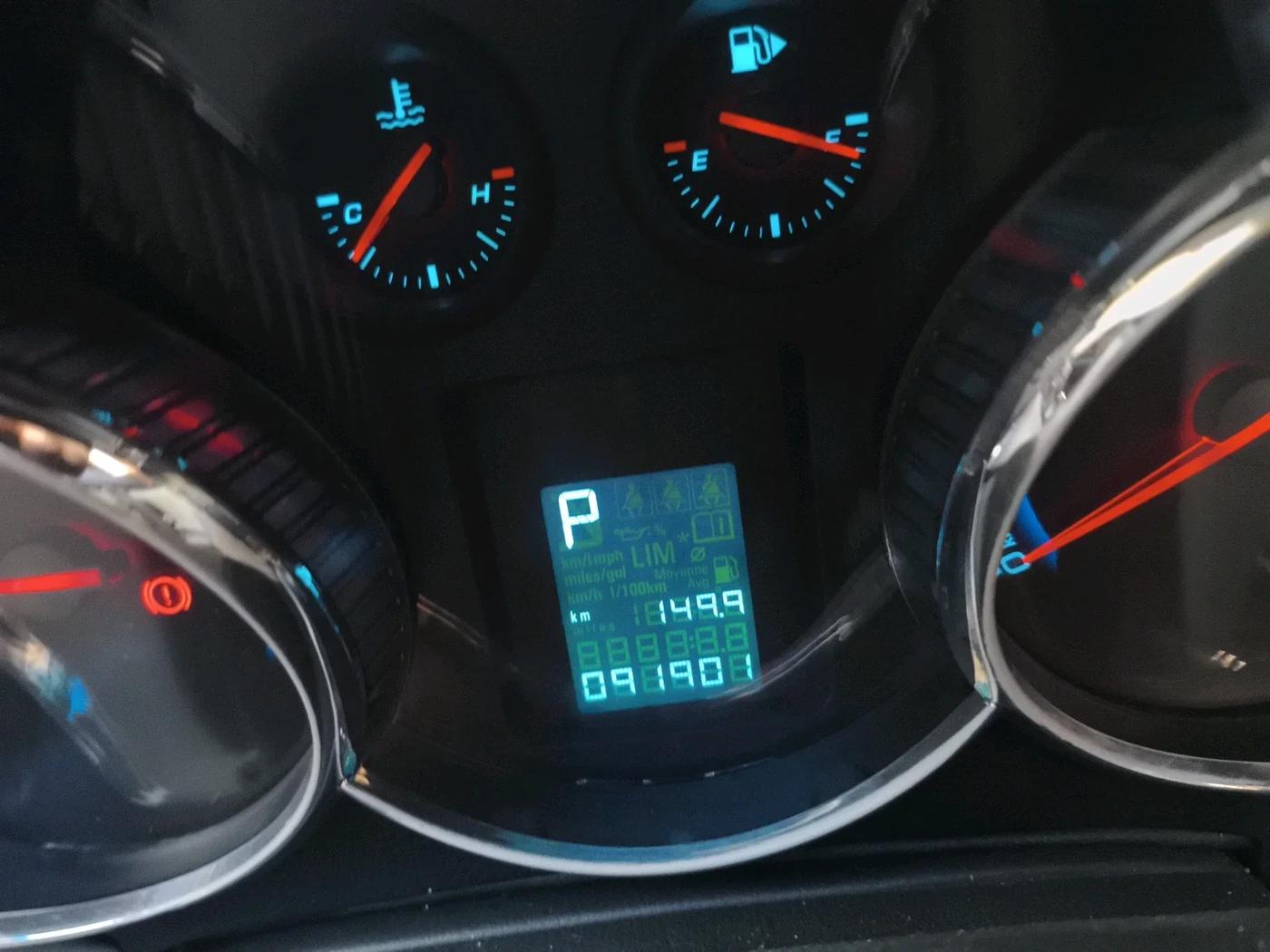 2017 Chevrolet Cruze LTZ AT, Diesel, Automatic, 91,901 km, interior