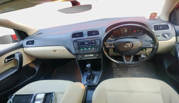 2017 Skoda Rapid ELEGANCE 1.6 MPI AT, Petrol, Automatic, 78,013 km, interior