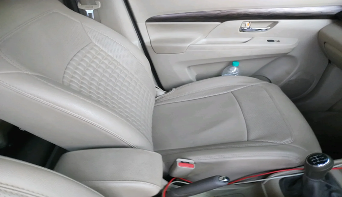 2021 Maruti Ertiga ZXI+ SHVS, Petrol, Manual, 39,885 km, interior