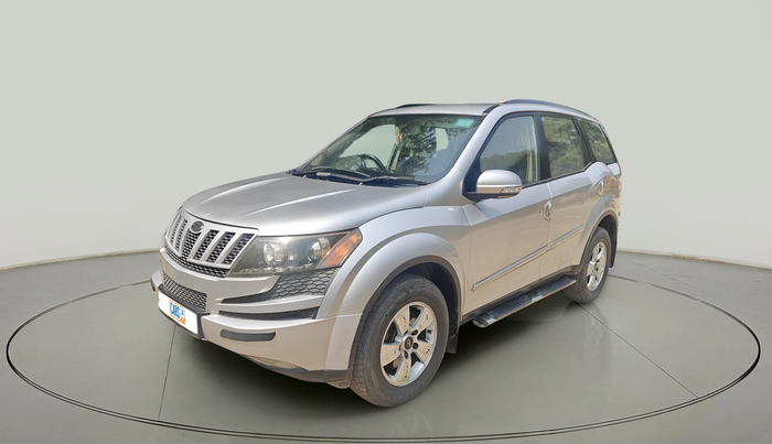 2013 Mahindra XUV500 W8, Diesel, Manual, 94,366 km, exterior