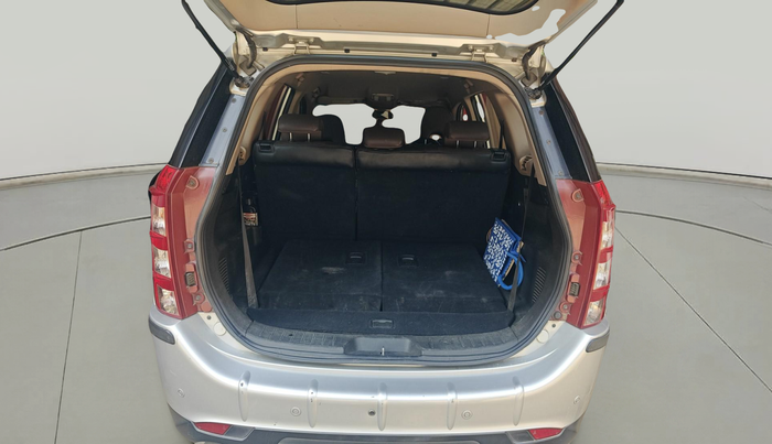 2013 Mahindra XUV500 W8, Diesel, Manual, 94,366 km, exterior