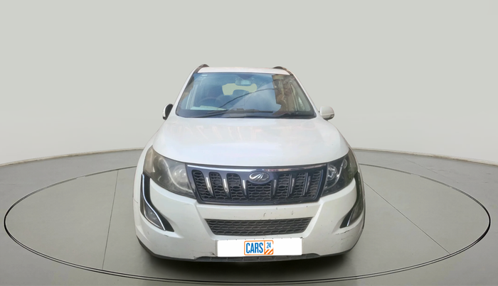 2017 Mahindra XUV500 W6 1.99, Diesel, Manual, 42,296 km, exterior