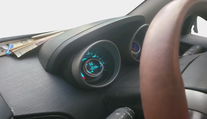 2017 Mahindra XUV500 W6 1.99, Diesel, Manual, 42,296 km, interior